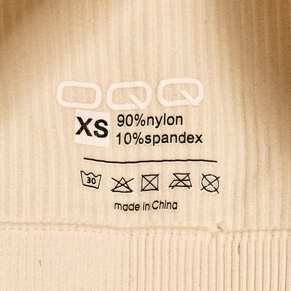 New OQQ Cream Ribbed Zip-Up CropTop Activewear Thumb Holes XS - Picture 4 of 4